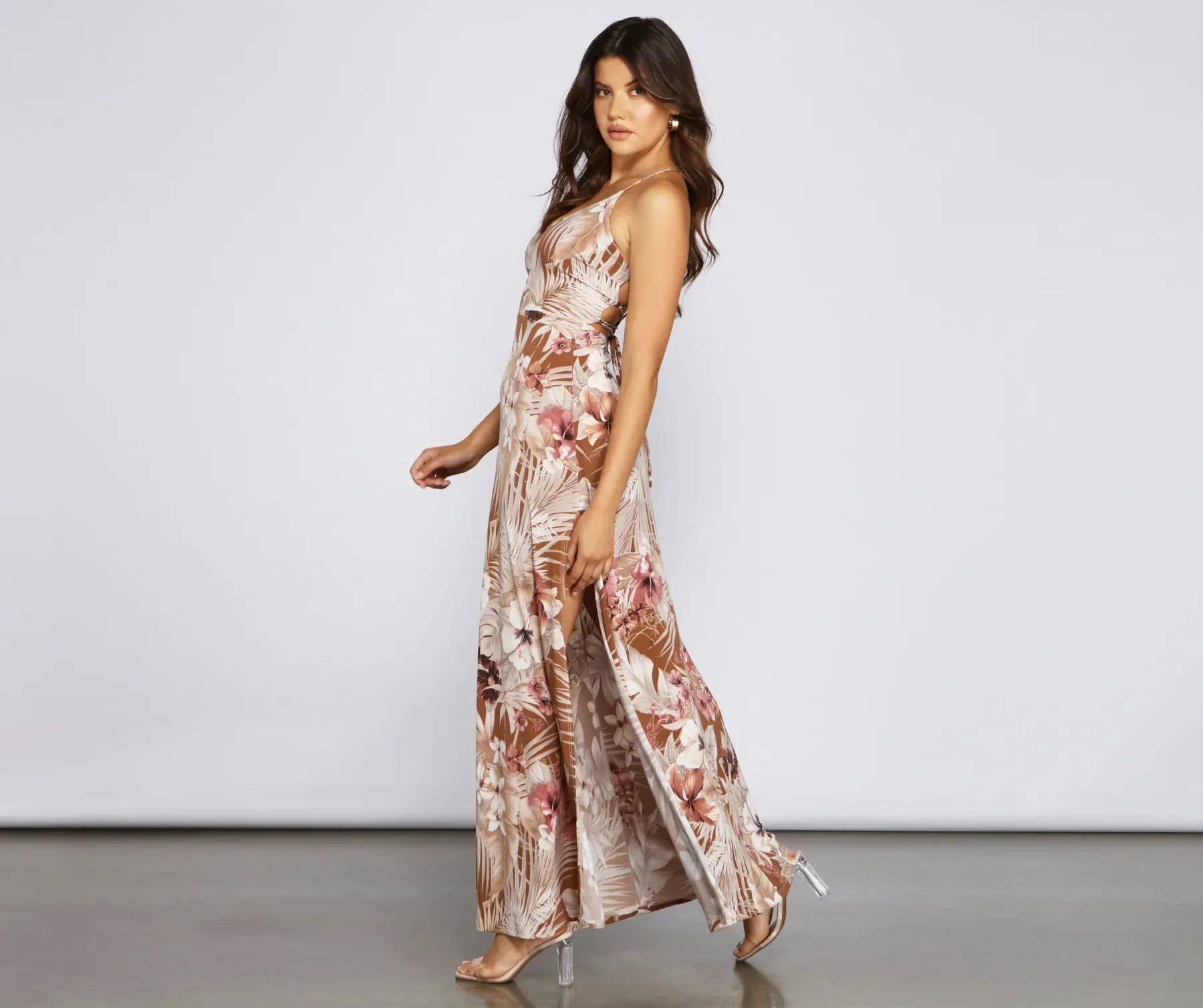 Alluring Tropical Floral Maxi Dress