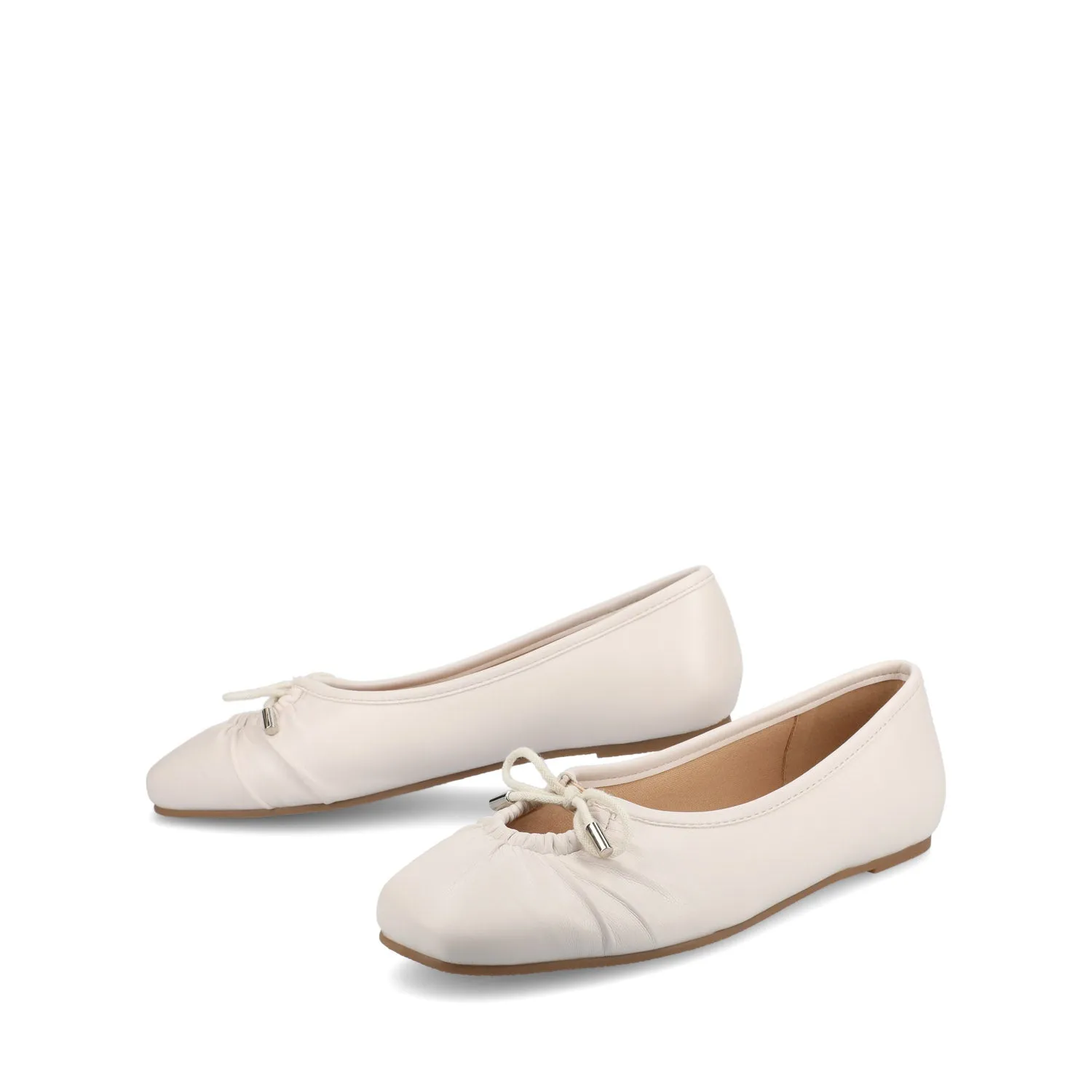 CALLEE FAUX LEATHER BALLET FLATS IN WIDE