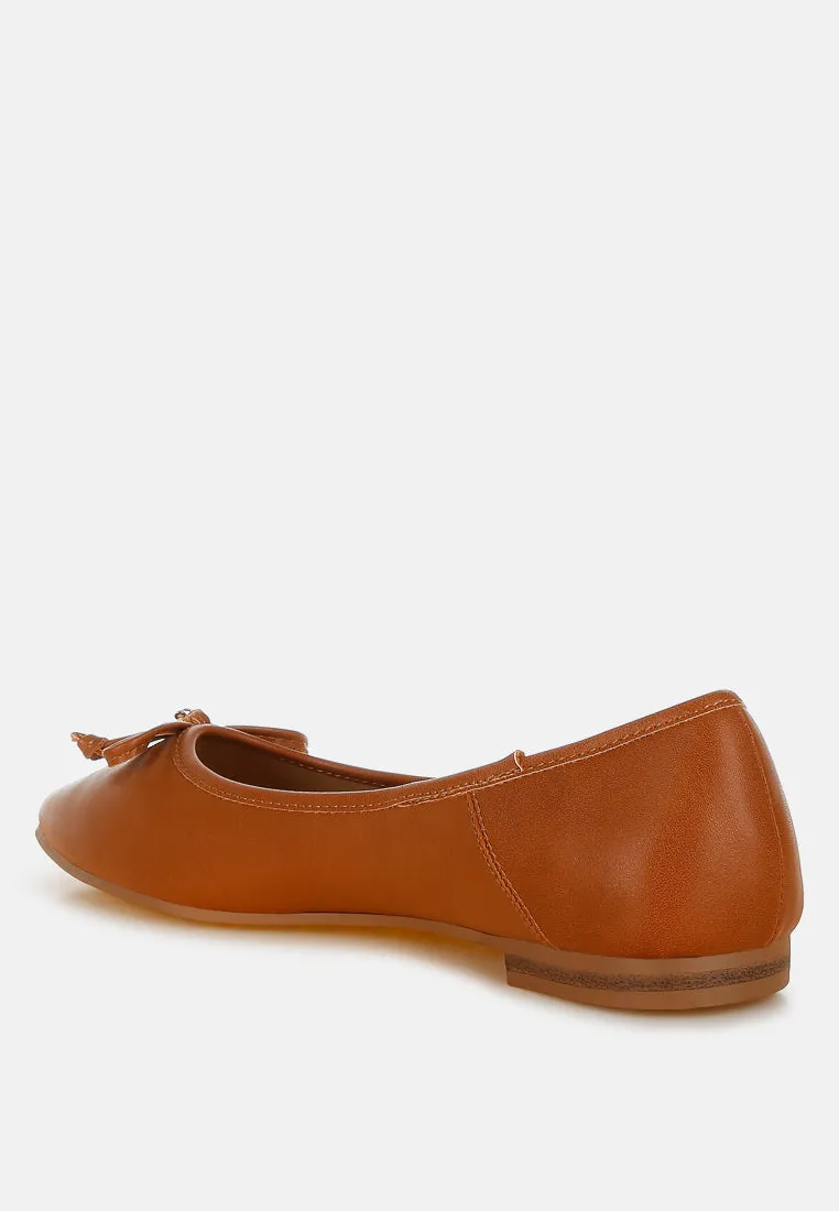 Enchanted Faux Leather Casual Ballerinas