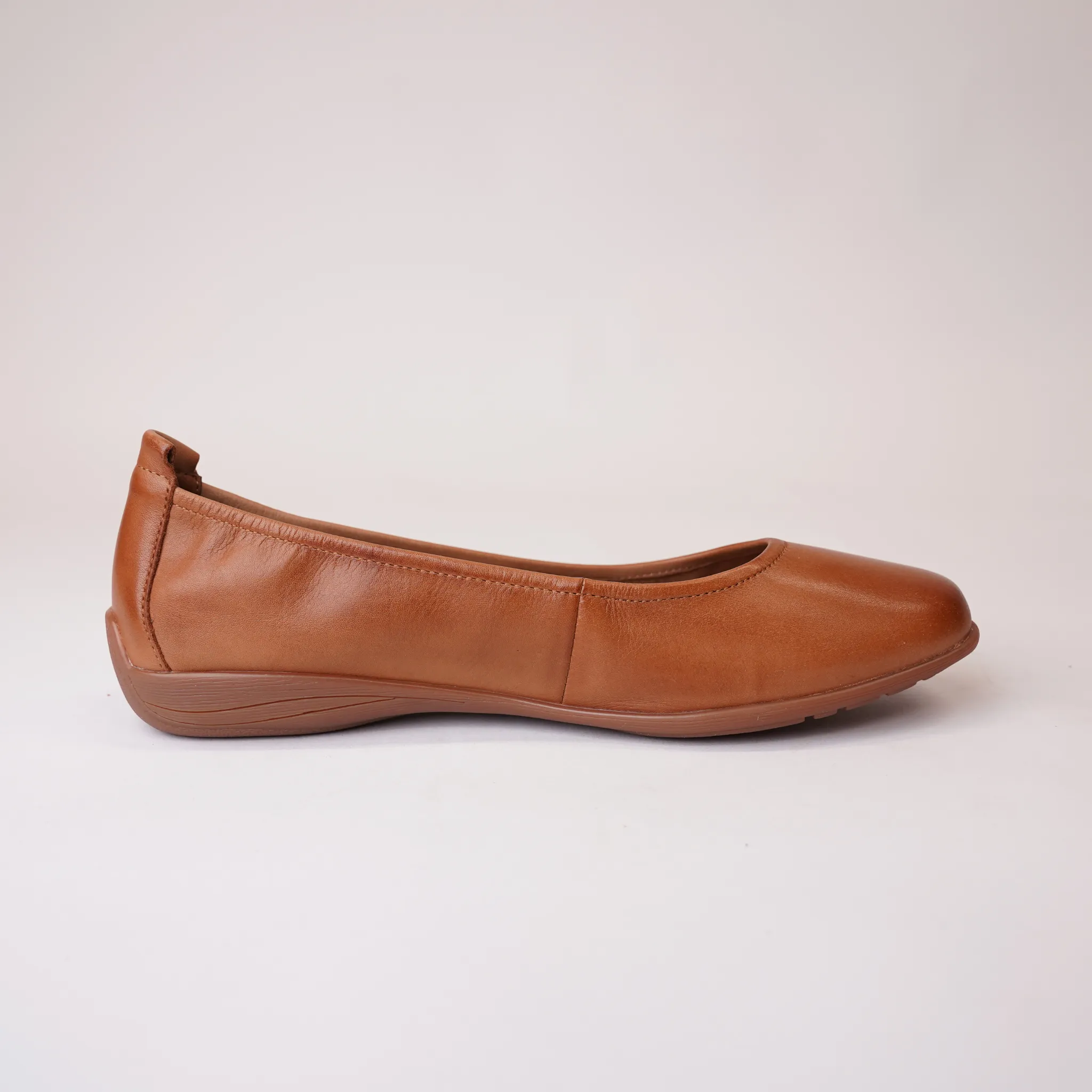 Fenja 01 Camel Leather Ballet Flats