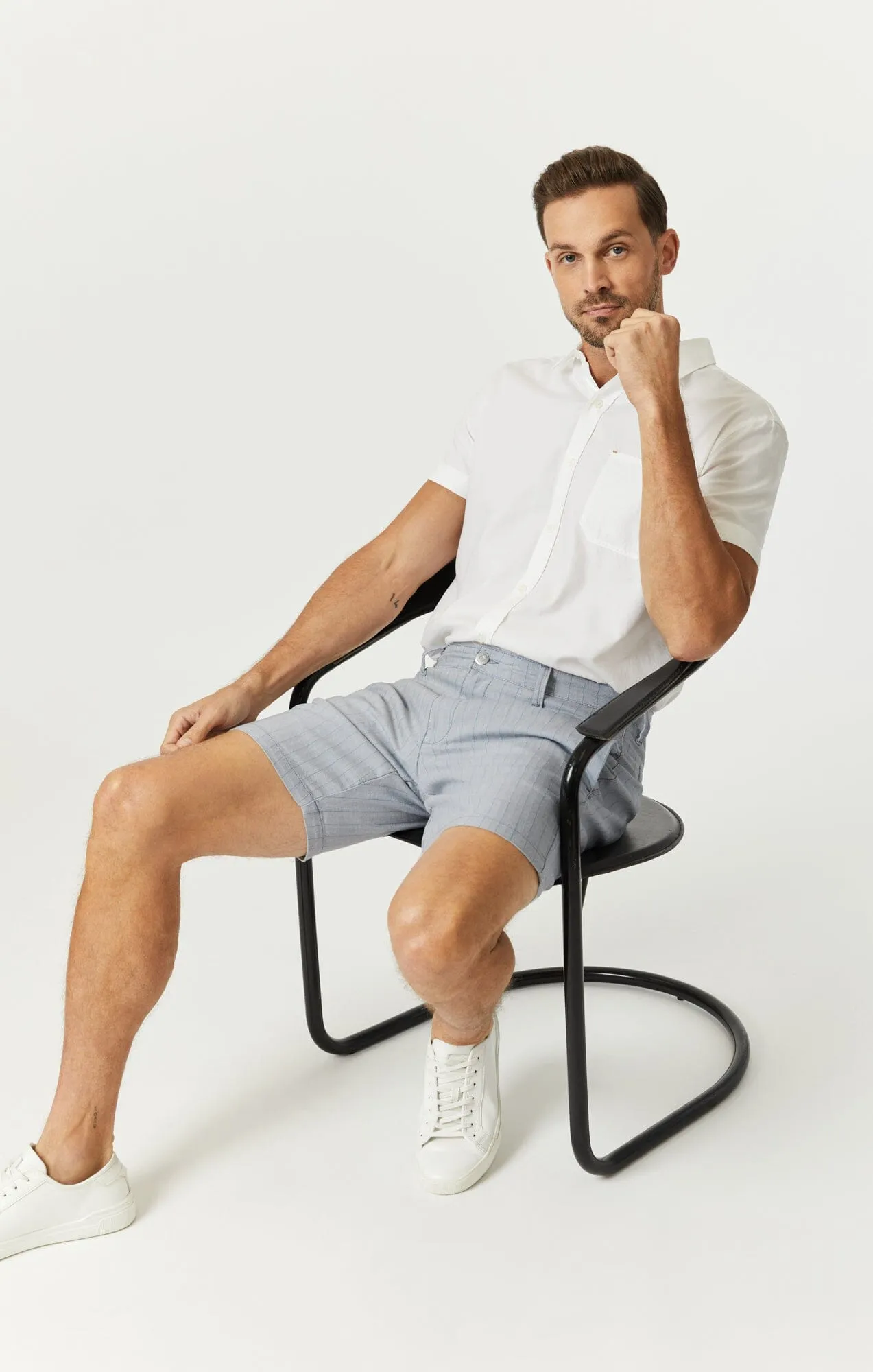 NOAH SHORTS IN BLUE STRIPE LINEN