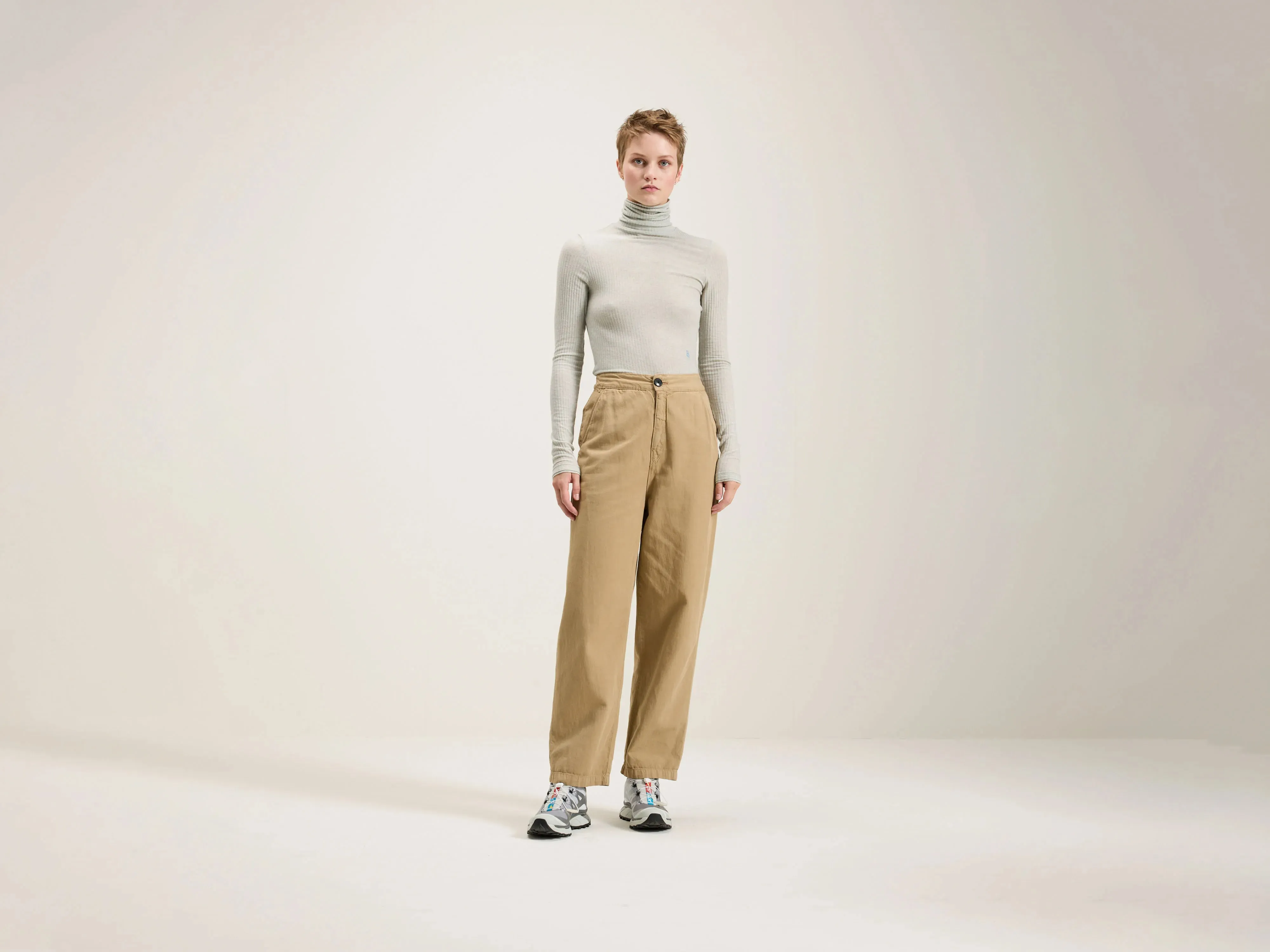 Pasop relaxed trousers (242 / W / CLAY)