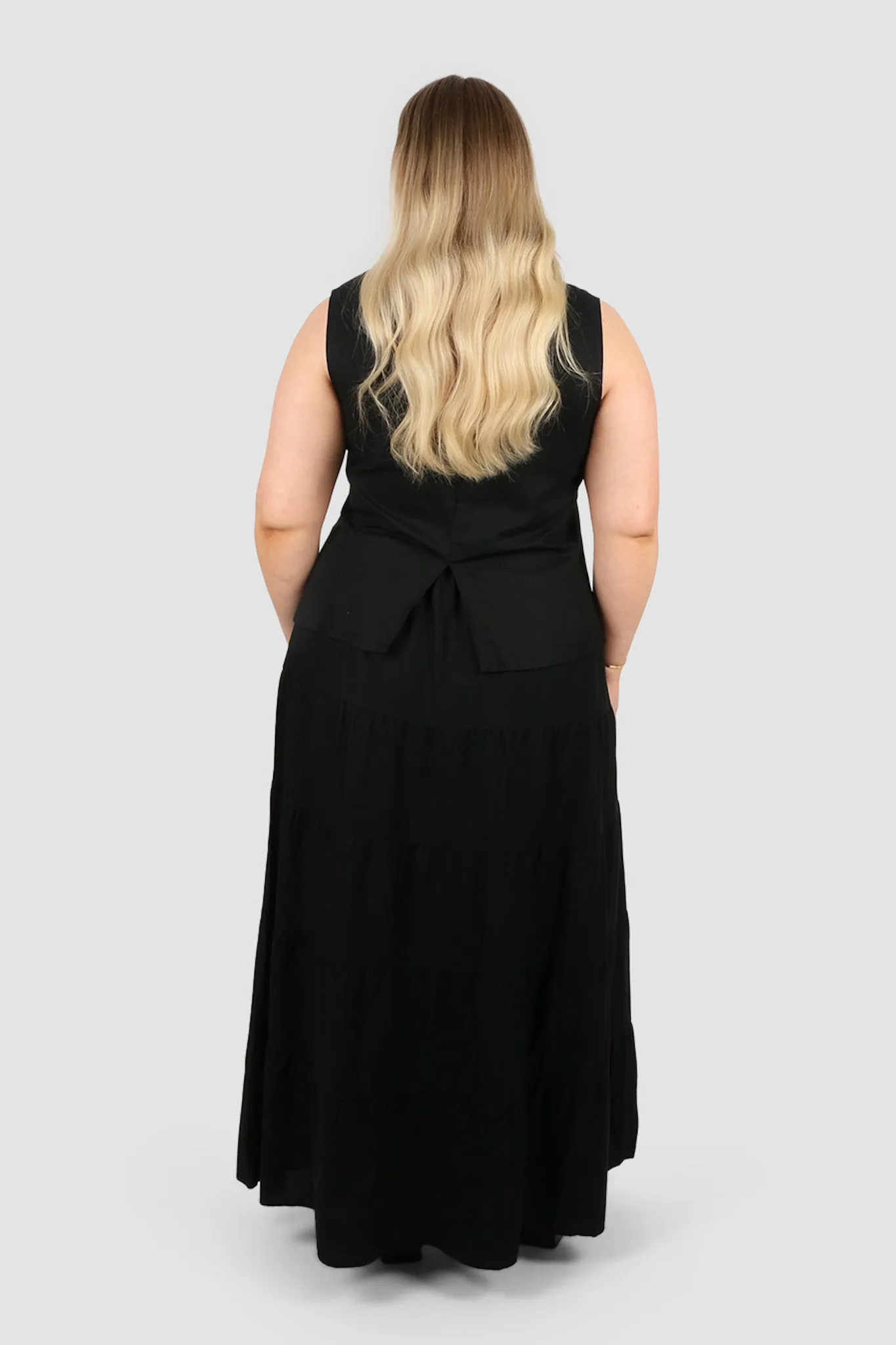 ZYLA TIERED MAXI SKIRT BLACK